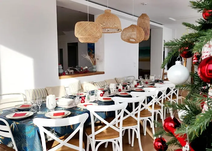 Alekatele A 80m De La Villa