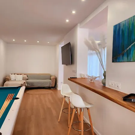 Alekatele A 80m De La